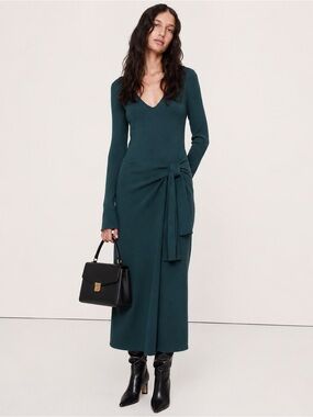 Banana Republic | Dresses | Ruched Jersey Dress